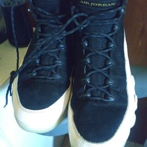 Air jordan tennis shoes